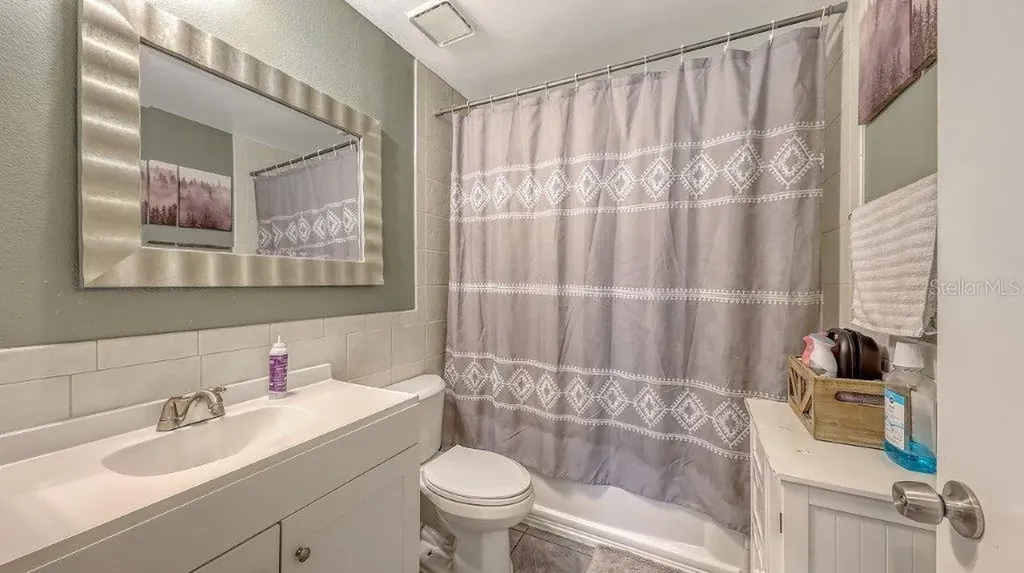 3963 Palau Drive Sarasota FL 34241