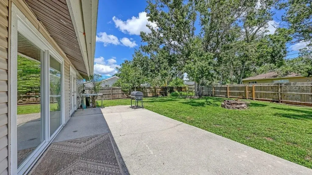3963 Palau Drive Sarasota FL 34241