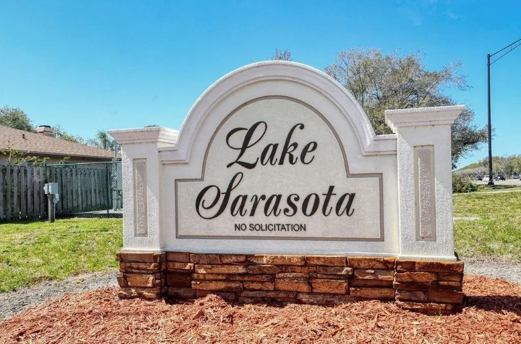 3963 Palau Drive Sarasota FL 34241