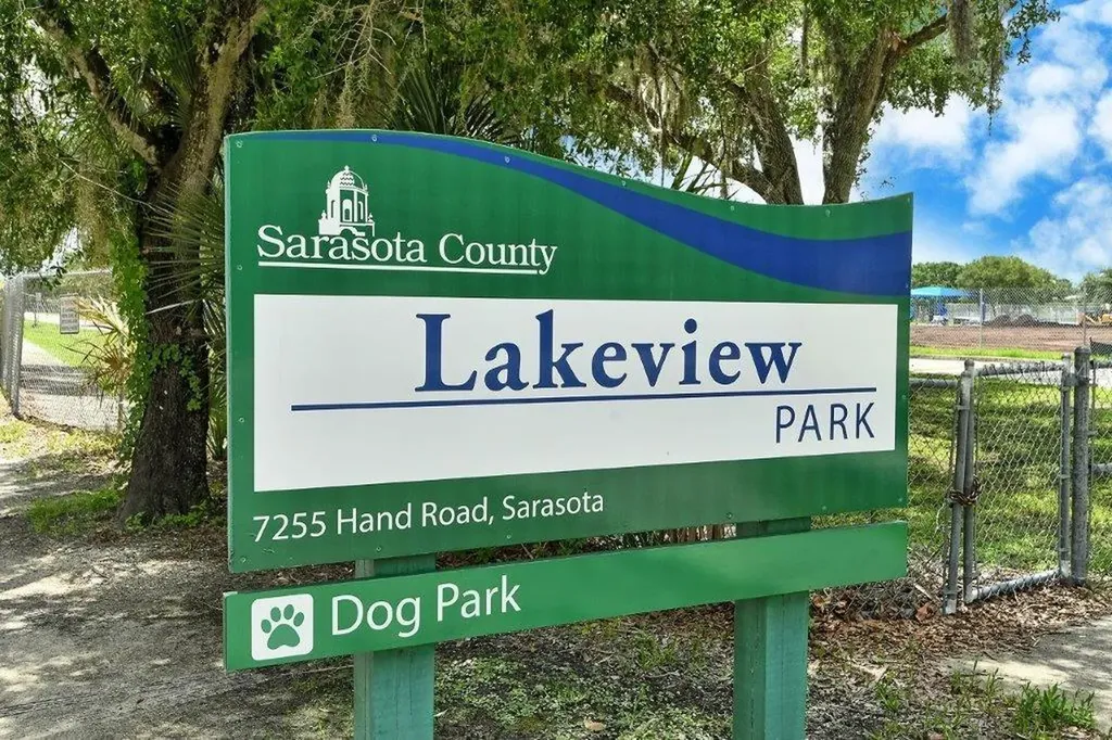 3963 Palau Drive Sarasota FL 34241