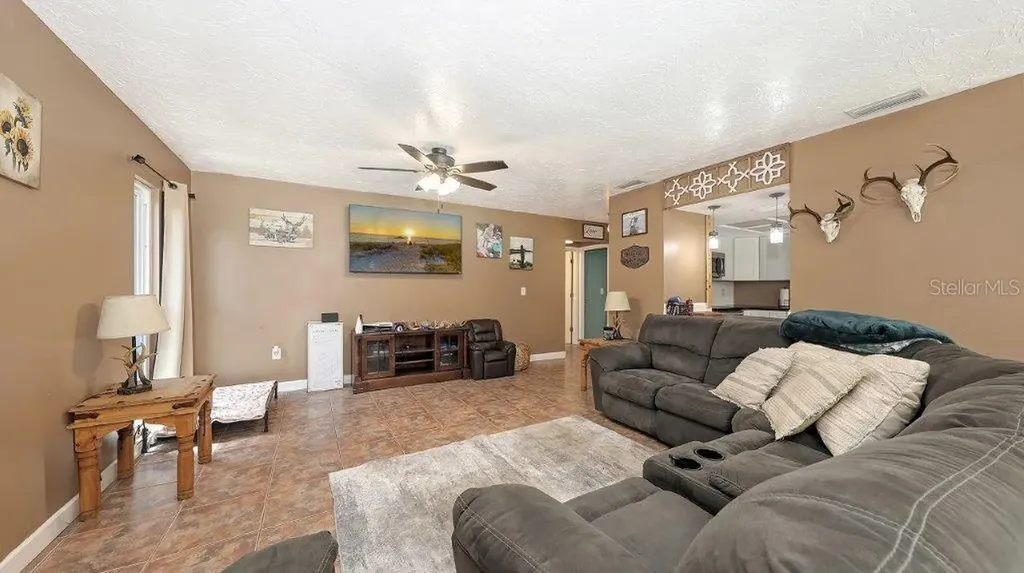 3963 Palau Drive Sarasota FL 34241