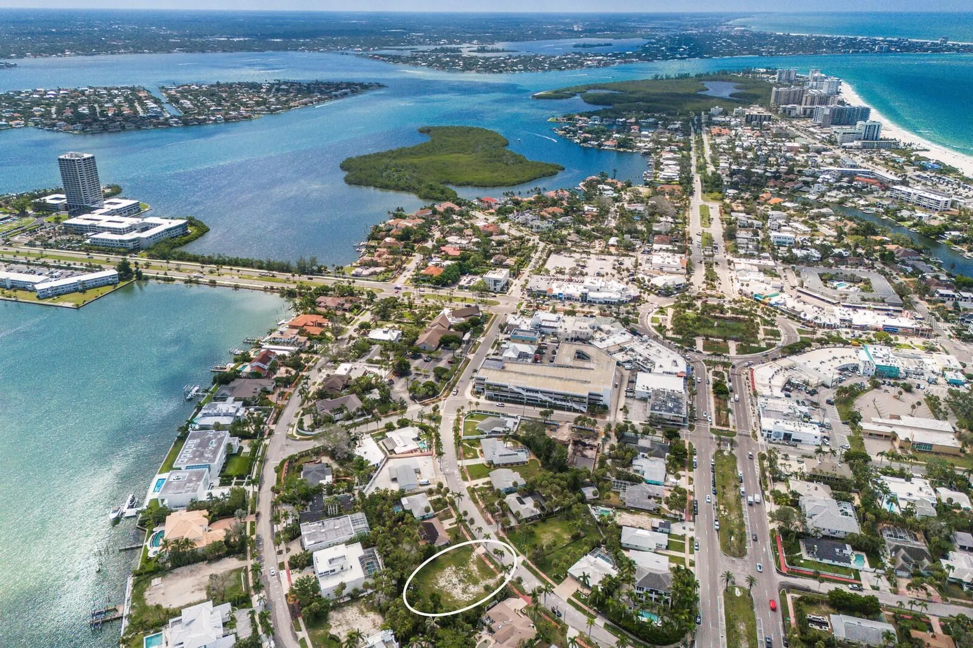 204 N Adams Drive Sarasota FL 34236