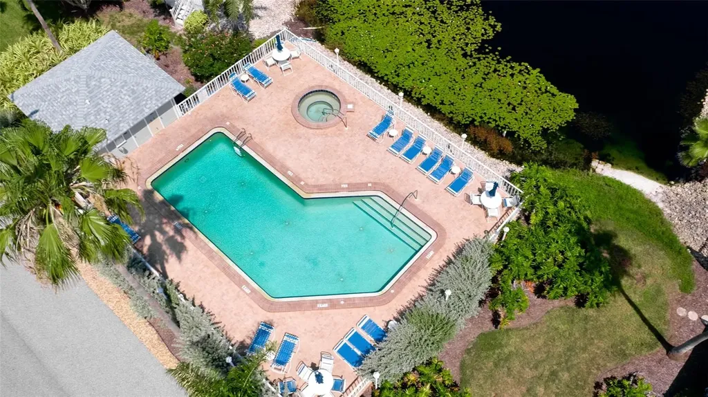 512 Sanderling Circle Bradenton FL 34209