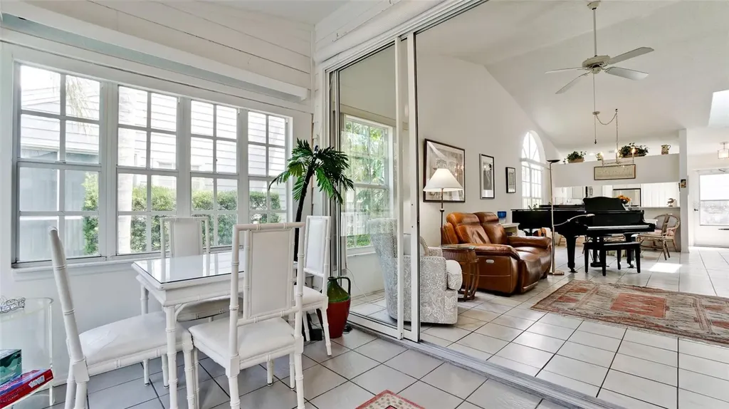 512 Sanderling Circle Bradenton FL 34209