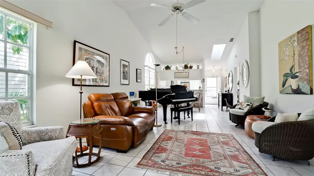 512 Sanderling Circle Bradenton FL 34209