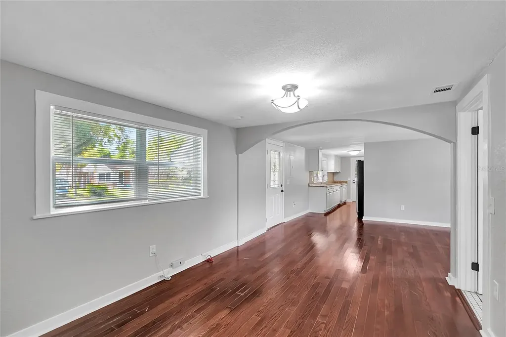 38145 7th Street Zephyrhills FL 33542