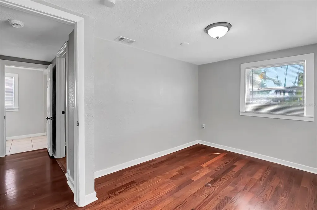 38145 7th Street Zephyrhills FL 33542