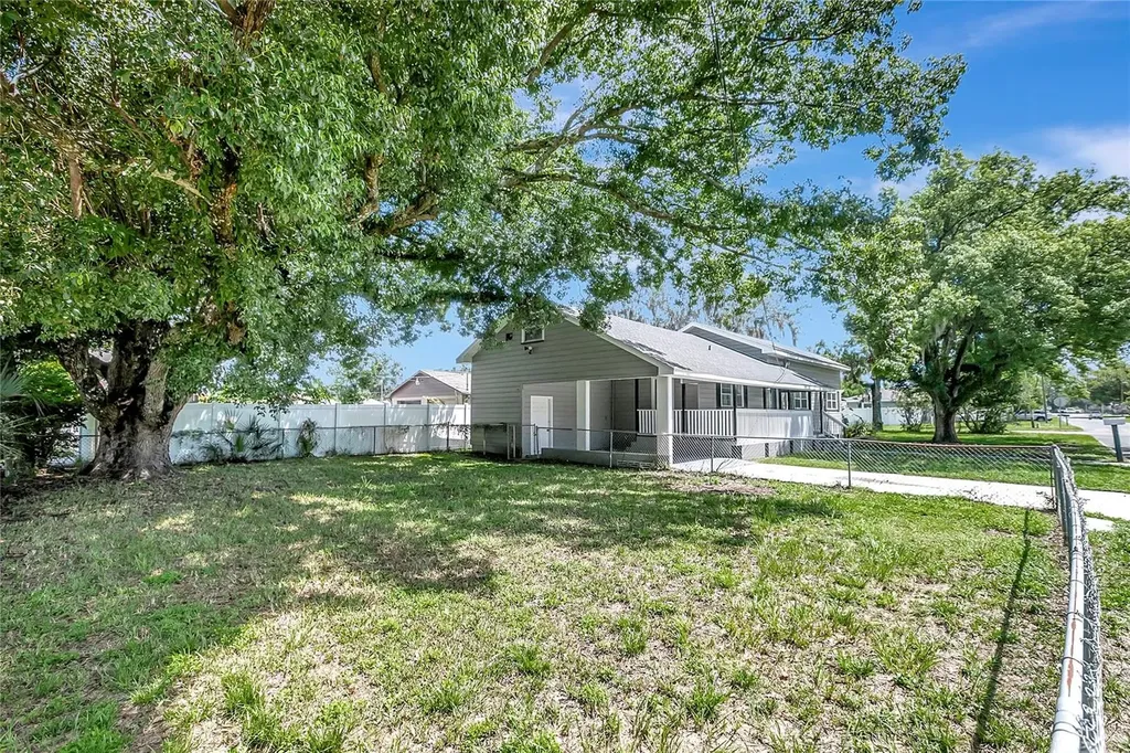 38145 7th Street Zephyrhills FL 33542