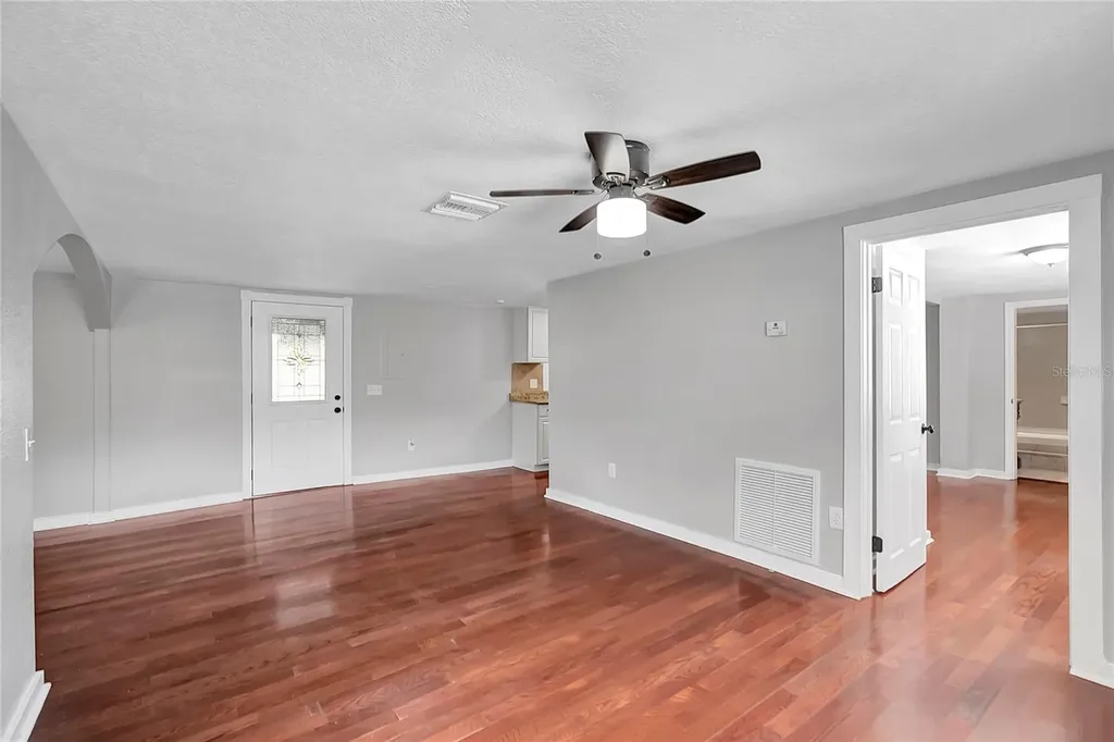 38145 7th Street Zephyrhills FL 33542