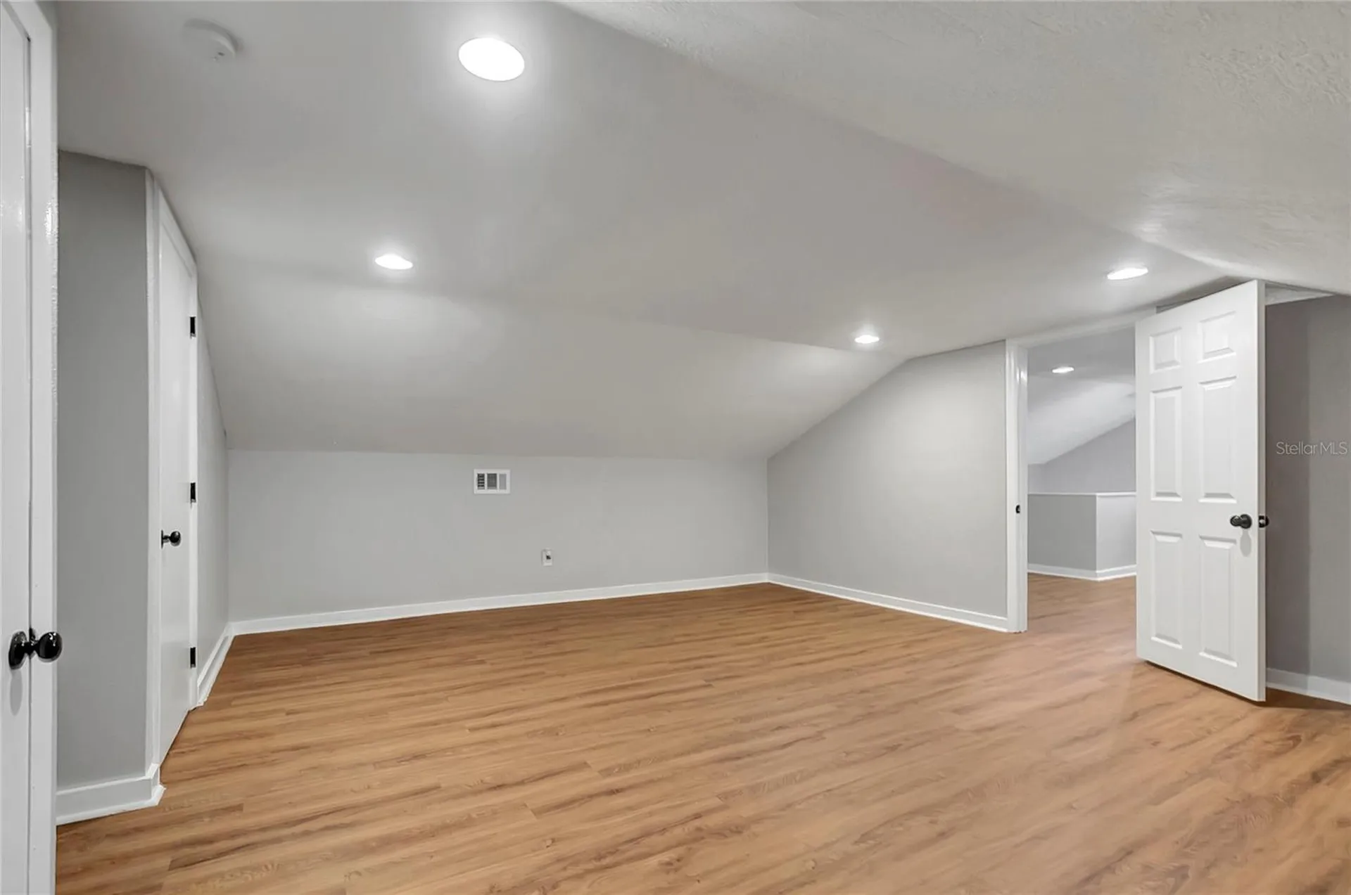 38145 7th Street Zephyrhills FL 33542