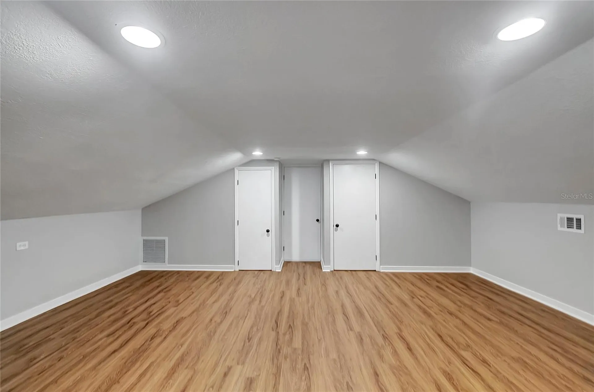 38145 7th Street Zephyrhills FL 33542