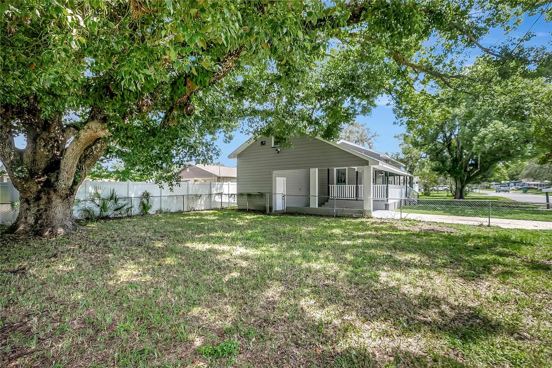 38145 7th Street Zephyrhills FL 33542