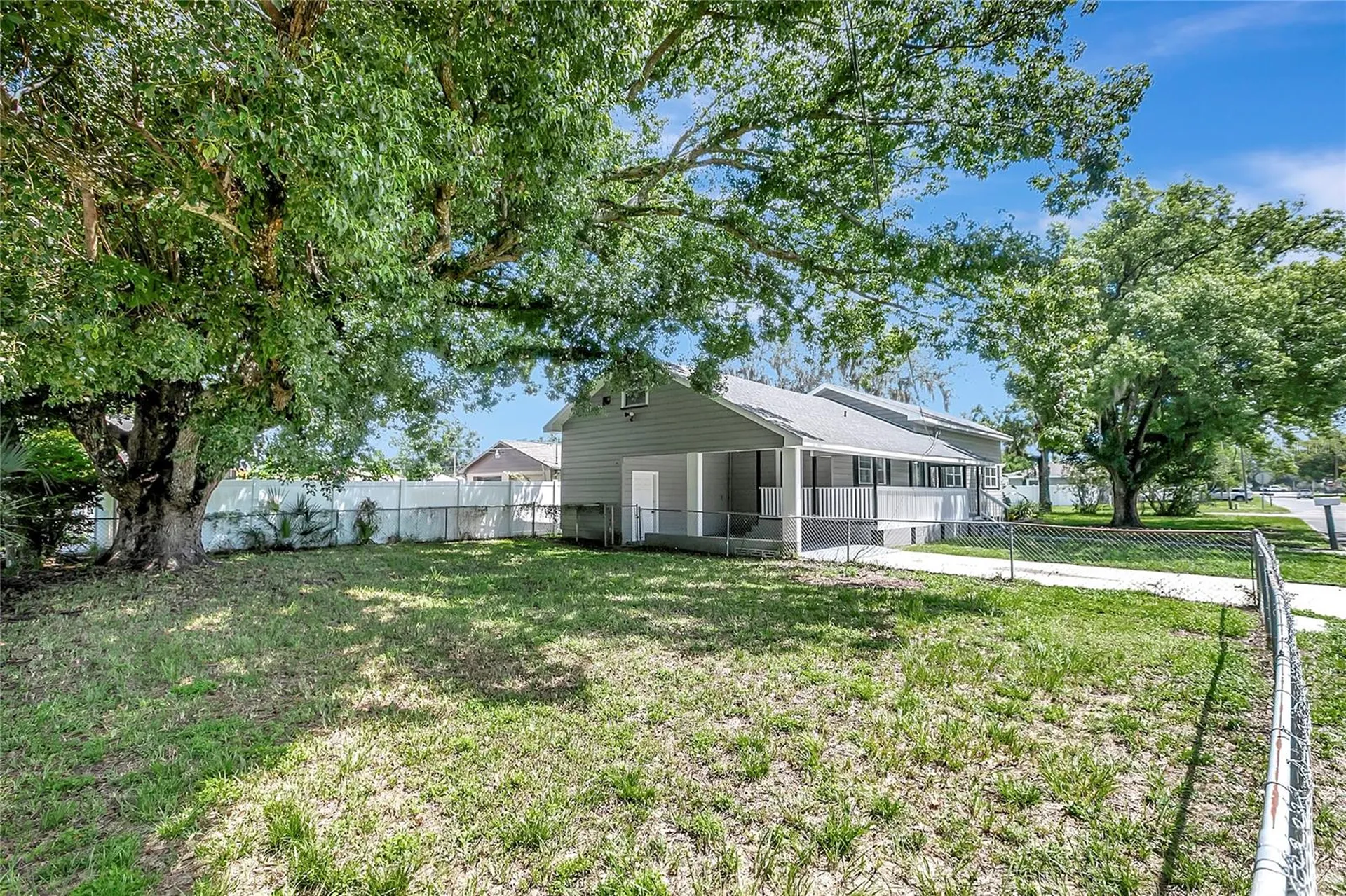 38145 7th Street Zephyrhills FL 33542