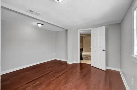 38145 7th Street Zephyrhills FL 33542