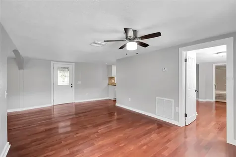 38145 7th Street Zephyrhills FL 33542