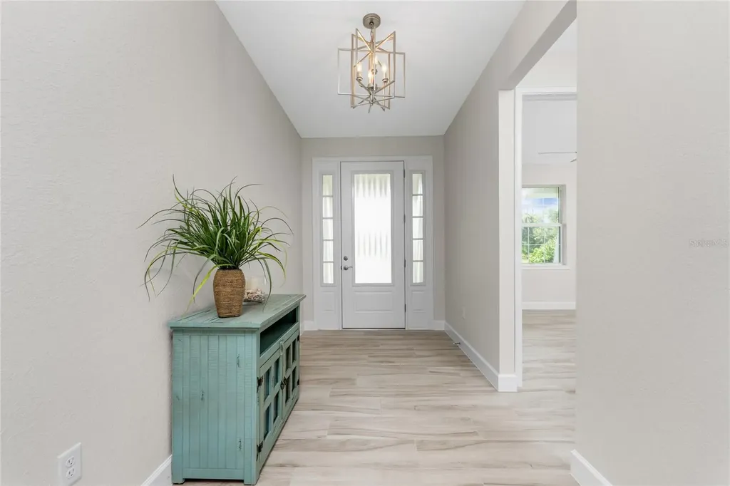 204 Cougar Way Rotonda West FL 33947