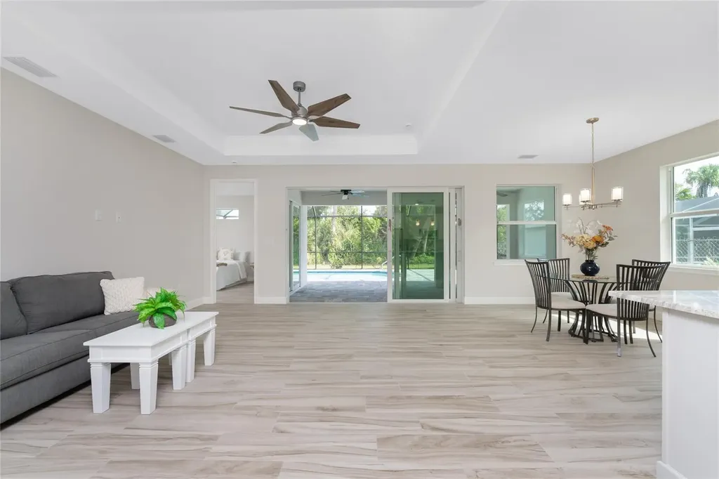 204 Cougar Way Rotonda West FL 33947