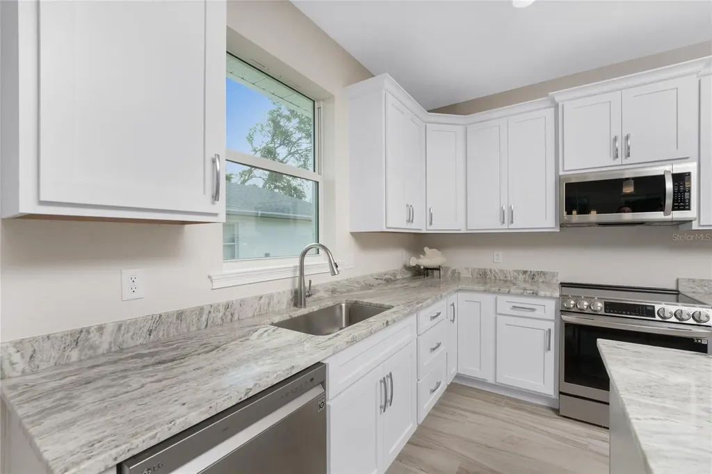 204 Cougar Way Rotonda West FL 33947