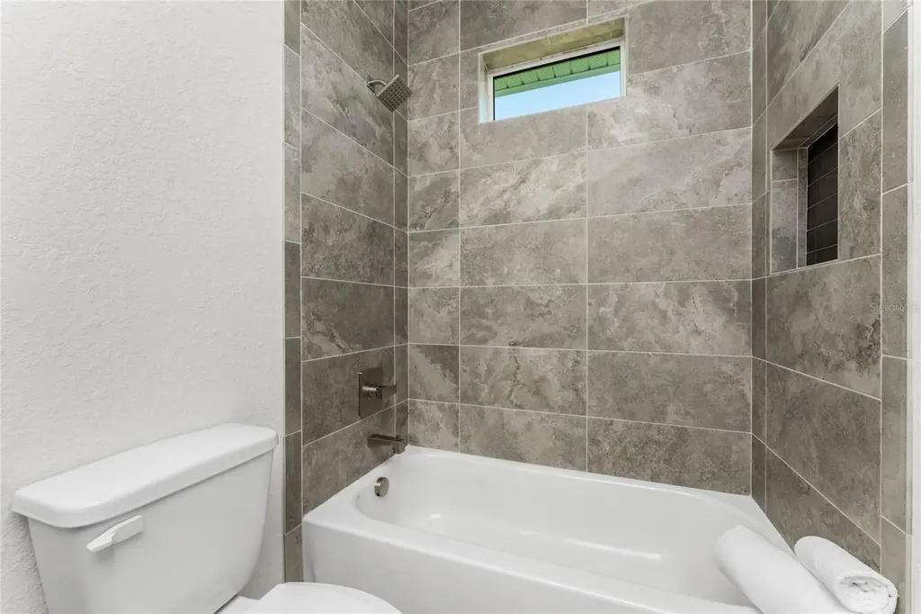 204 Cougar Way Rotonda West FL 33947