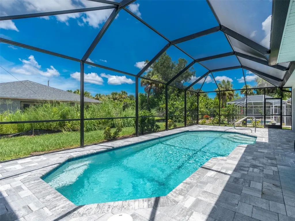 204 Cougar Way Rotonda West FL 33947
