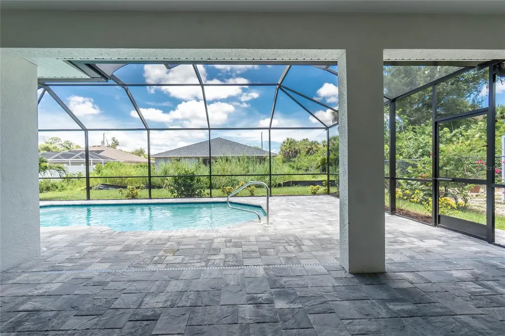 204 Cougar Way Rotonda West FL 33947
