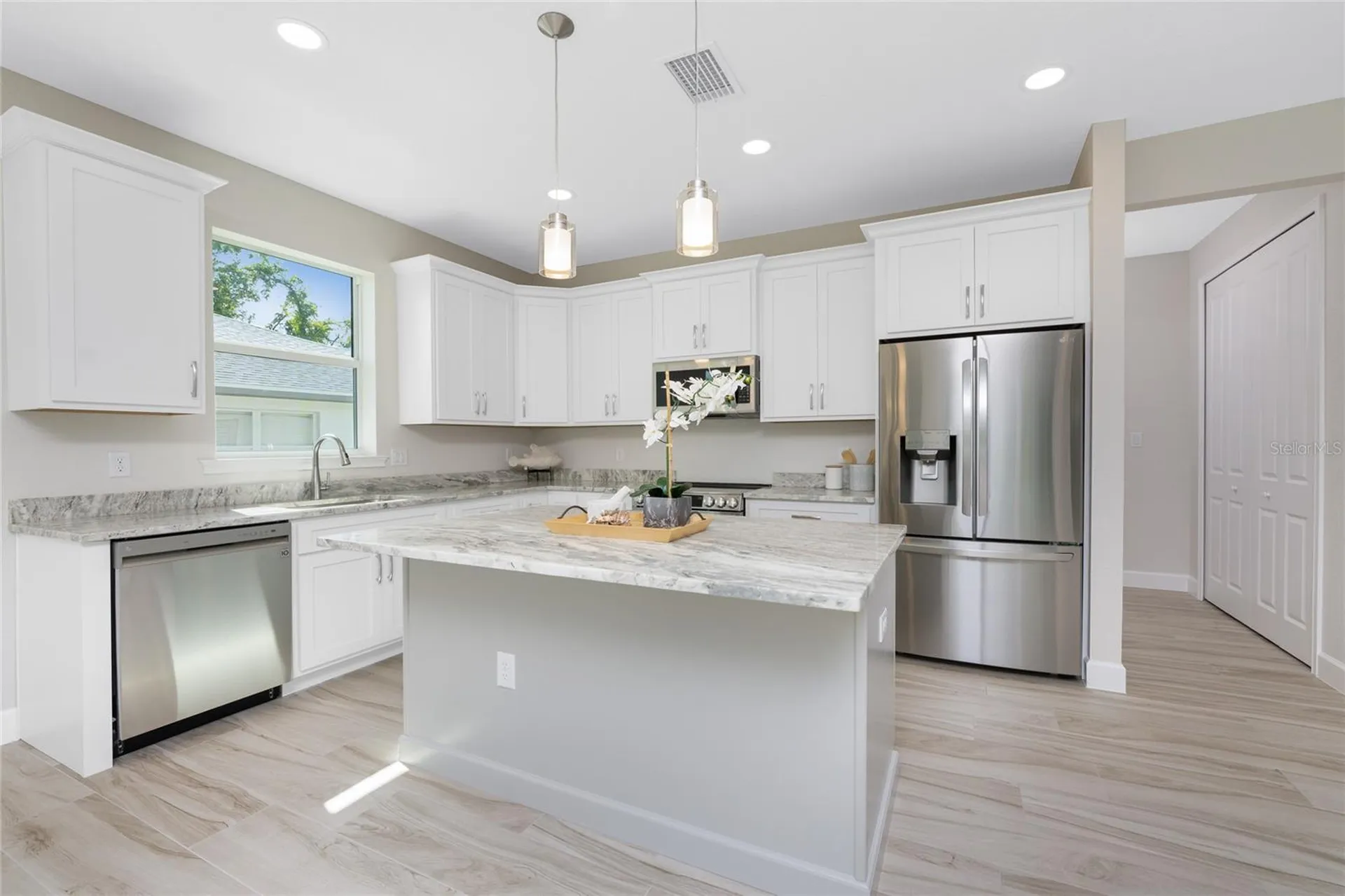 204 Cougar Way Rotonda West FL 33947