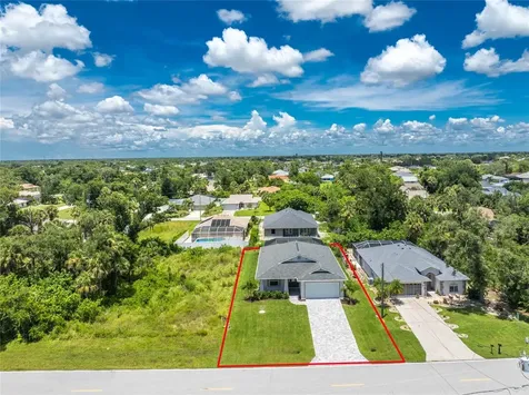 204 Cougar Way Rotonda West FL 33947