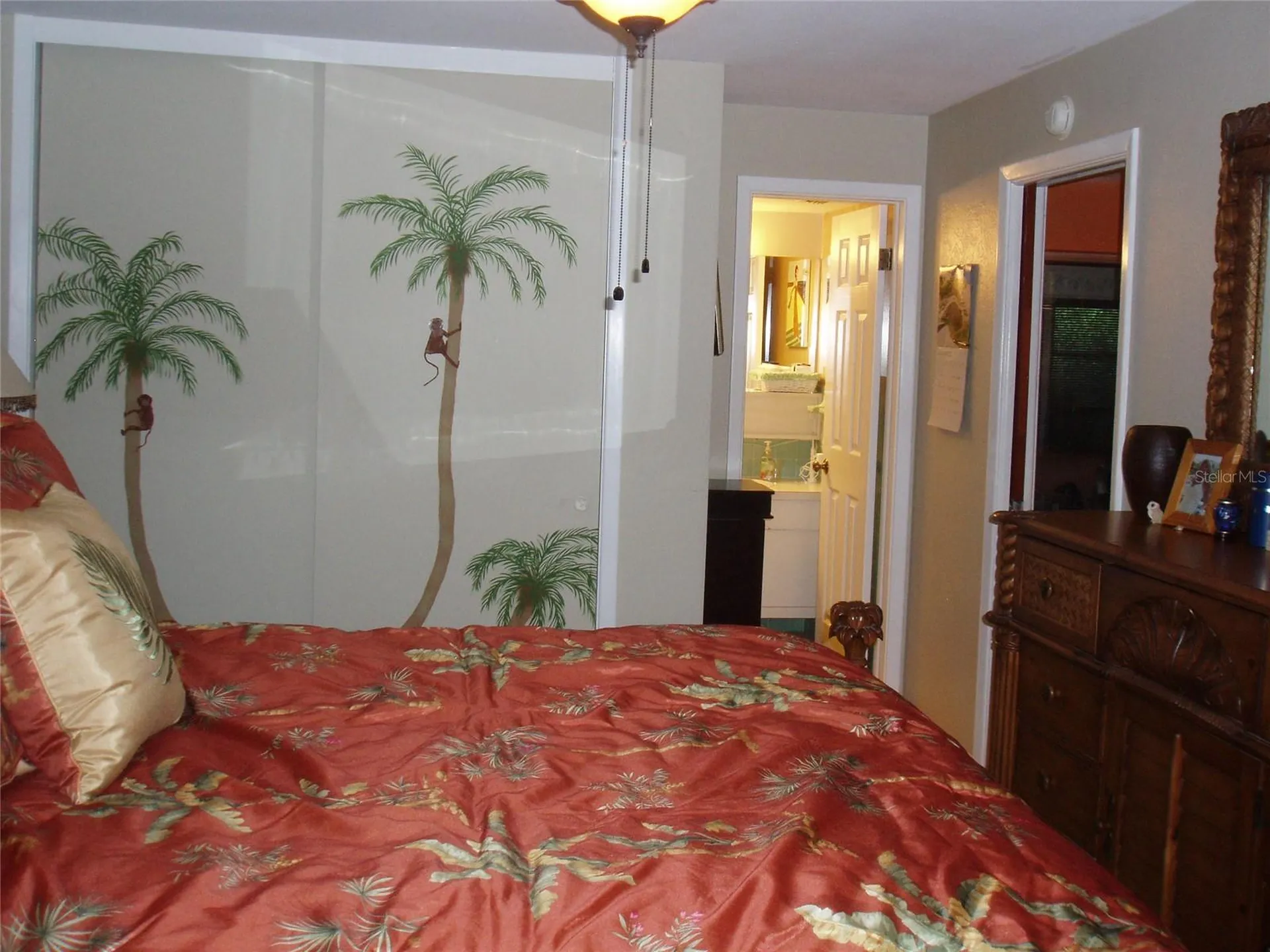 120 SW Monroe Circle N St Petersburg FL 33703