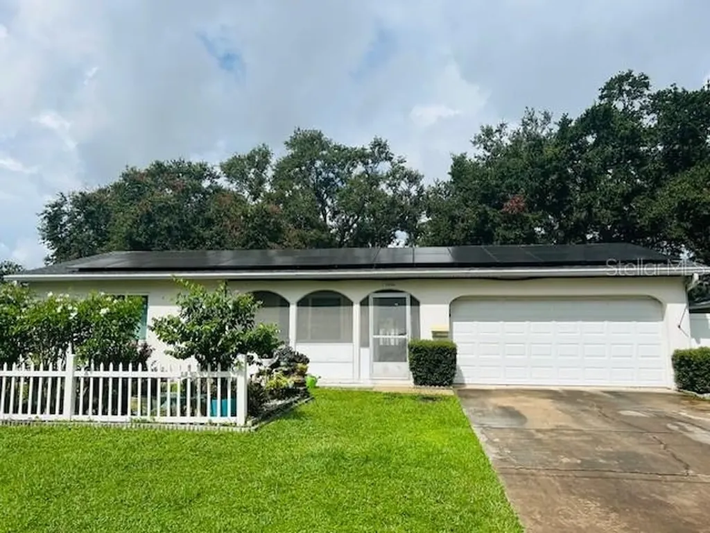 7536 18th Way N St Petersburg FL 33702
