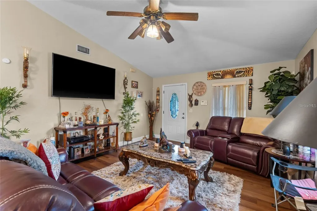 614 Washington Street New Smyrna Beach FL 32168