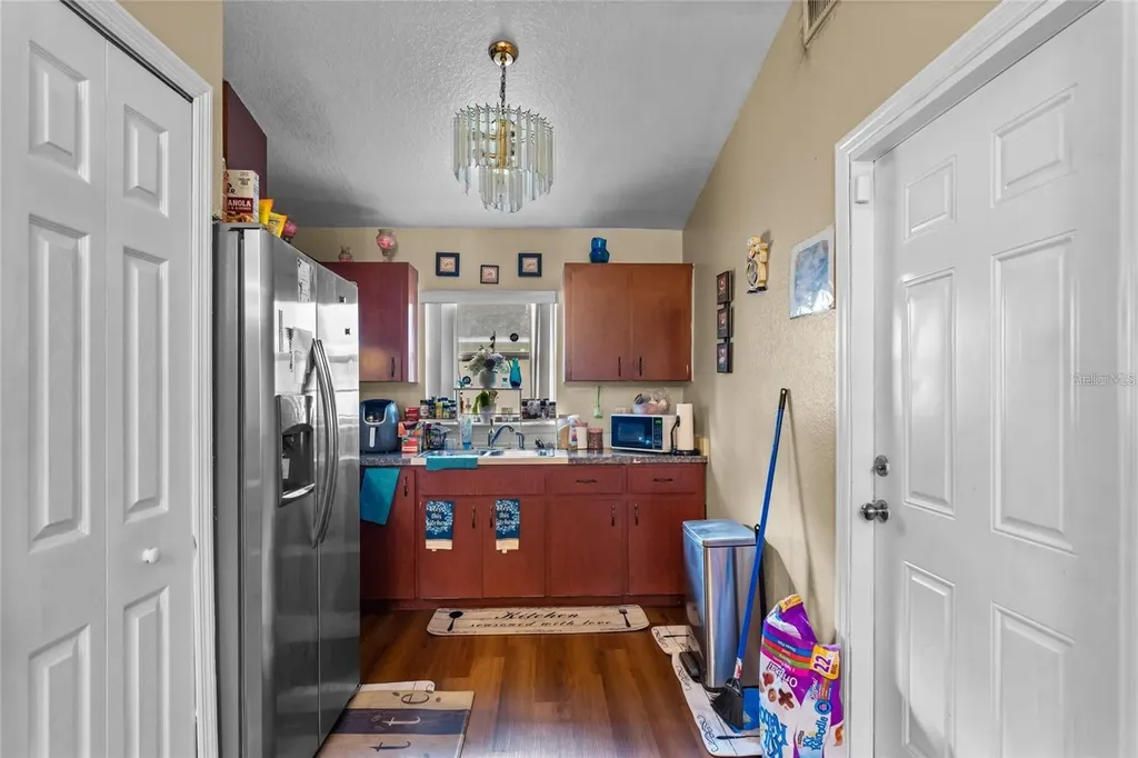 614 Washington Street New Smyrna Beach FL 32168