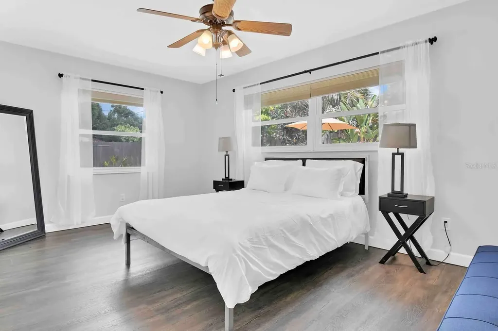 863 Bay Breeze Terrace Largo FL 33770