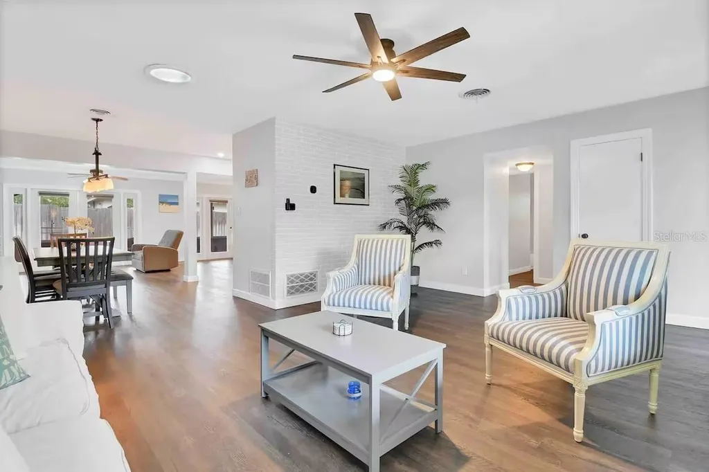 863 Bay Breeze Terrace Largo FL 33770