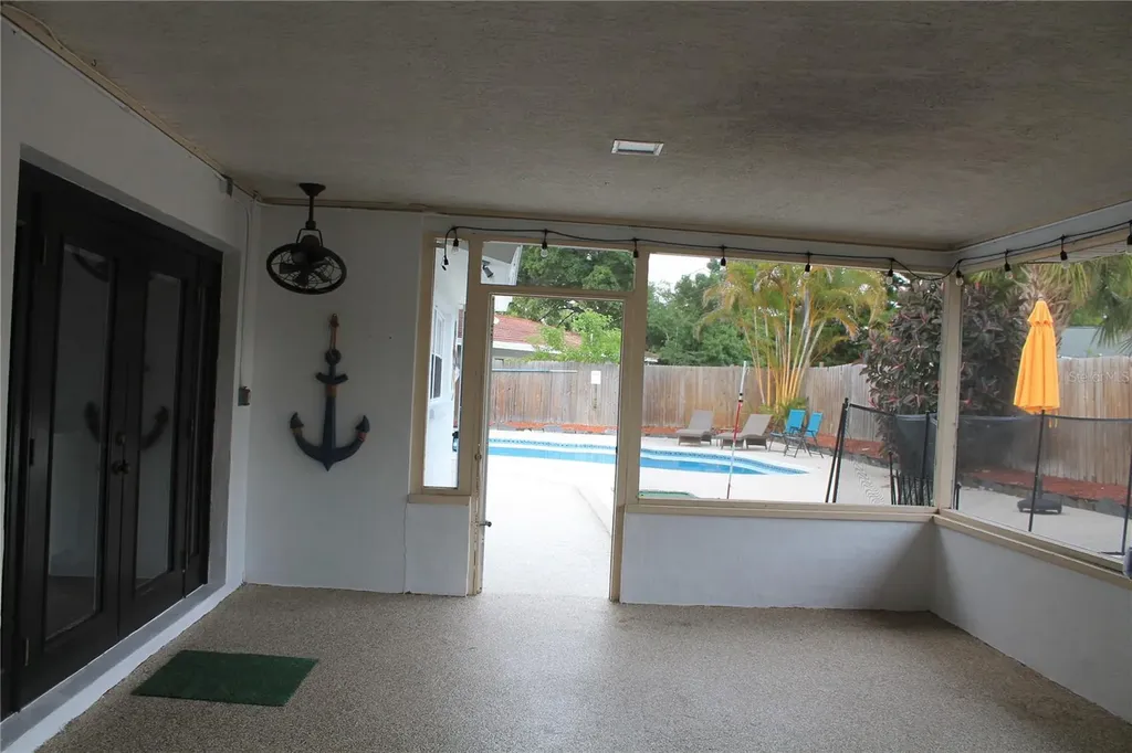 863 Bay Breeze Terrace Largo FL 33770