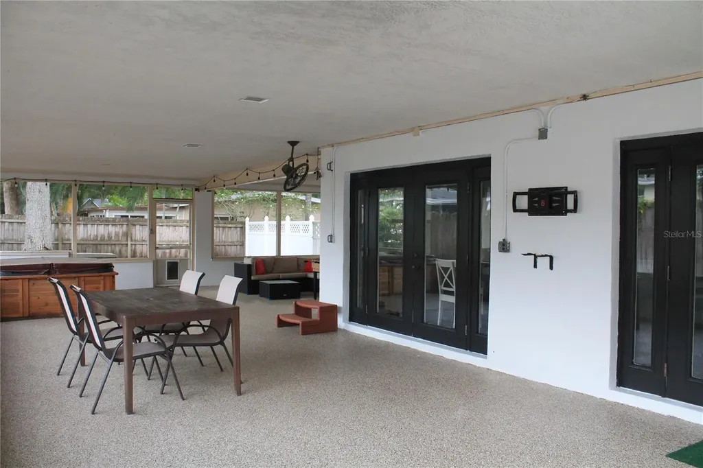 863 Bay Breeze Terrace Largo FL 33770