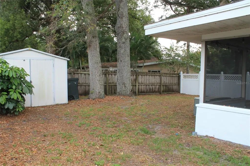 863 Bay Breeze Terrace Largo FL 33770