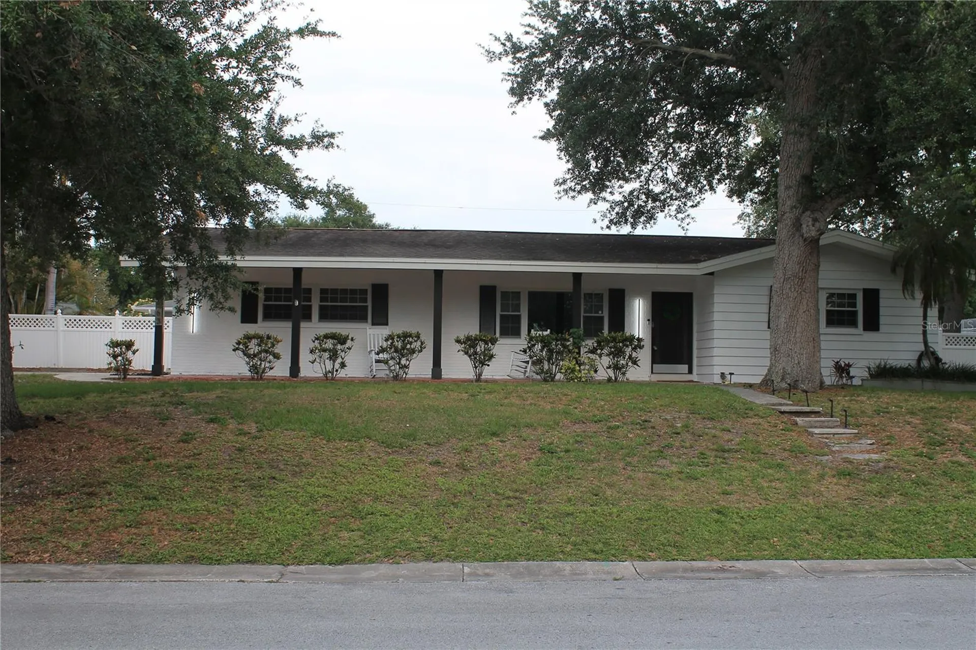 863 Bay Breeze Terrace Largo FL 33770