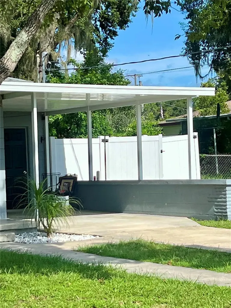 235 S Itasca Avenue Lake Alfred FL 33850