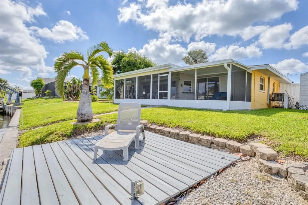 1952 Arkansas Avenue Englewood FL 34224