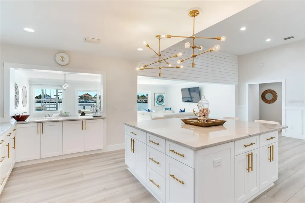 17081 Dolphin Drive North Redington Beach FL 33708