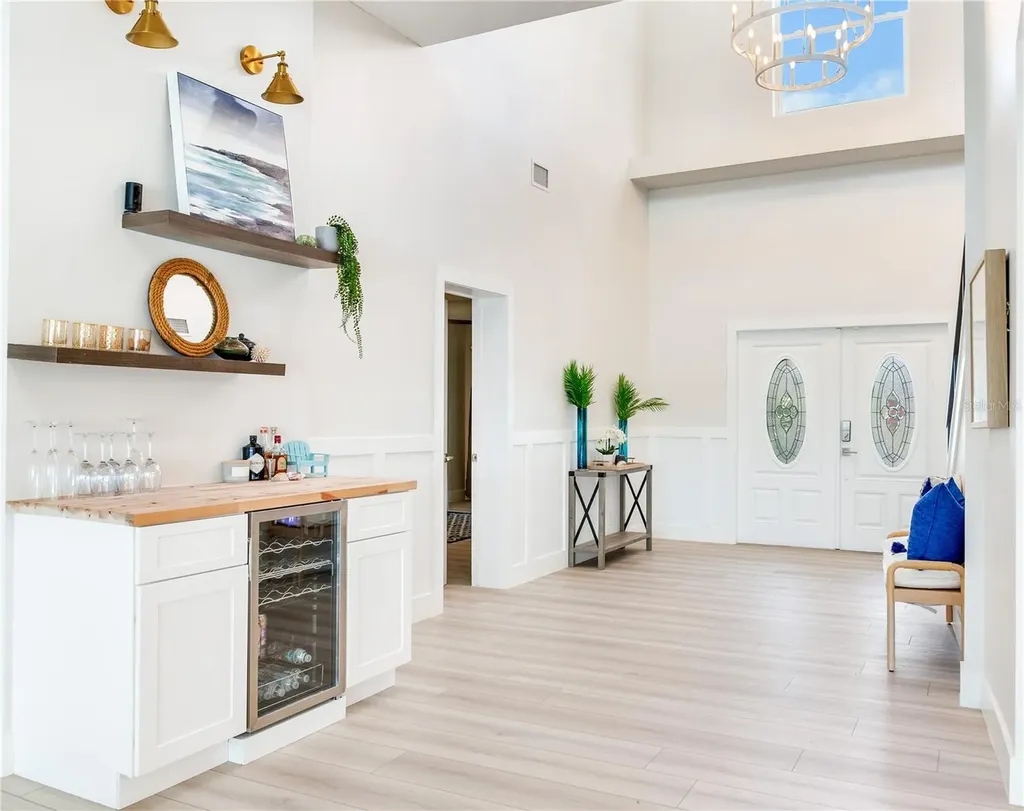 17081 Dolphin Drive North Redington Beach FL 33708