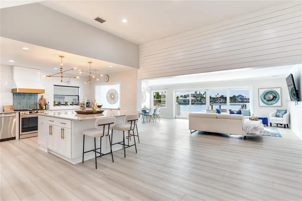 17081 Dolphin Drive North Redington Beach FL 33708