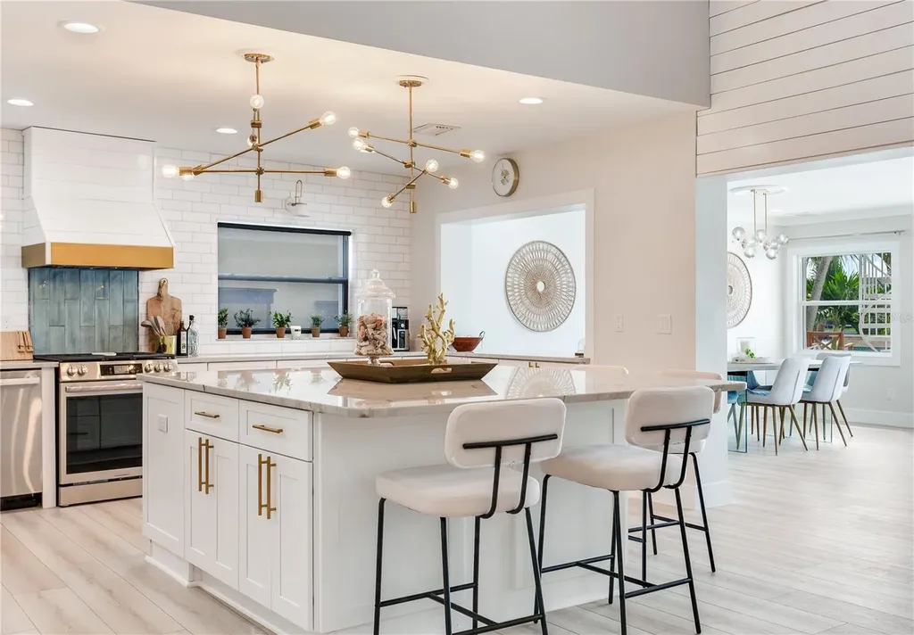 17081 Dolphin Drive North Redington Beach FL 33708