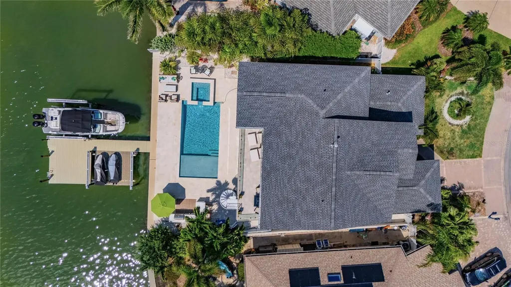 17081 Dolphin Drive North Redington Beach FL 33708