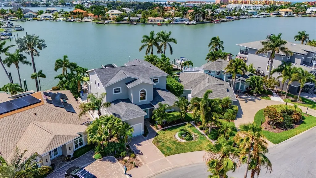 17081 Dolphin Drive North Redington Beach FL 33708