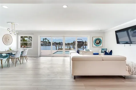 17081 Dolphin Drive North Redington Beach FL 33708
