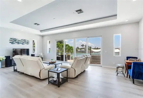 17081 Dolphin Drive North Redington Beach FL 33708