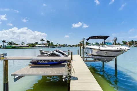 17081 Dolphin Drive North Redington Beach FL 33708