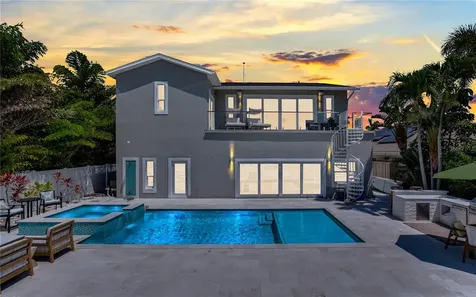 17081 Dolphin Drive North Redington Beach FL 33708