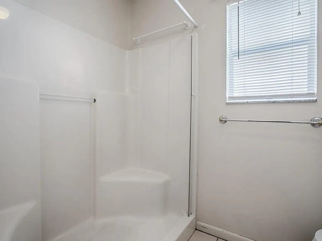 642 Glen Oaks Drive Leesburg FL 34748